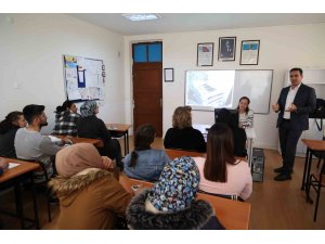 Büyükşehir ipek böceği yetiştiriciliğini yaygınlaştırıyor