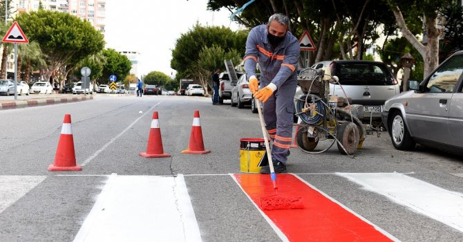 Muratpaşa da kırmızıyı çekti