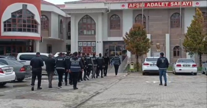 Kahramanmaraş’ta tefecilik ve nitelikli yağma operasyonuna 5 tutuklama