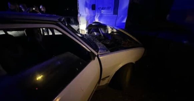 Hatay’da kazada Fiat Tofaş hurdaya döndü: 2 yaralı