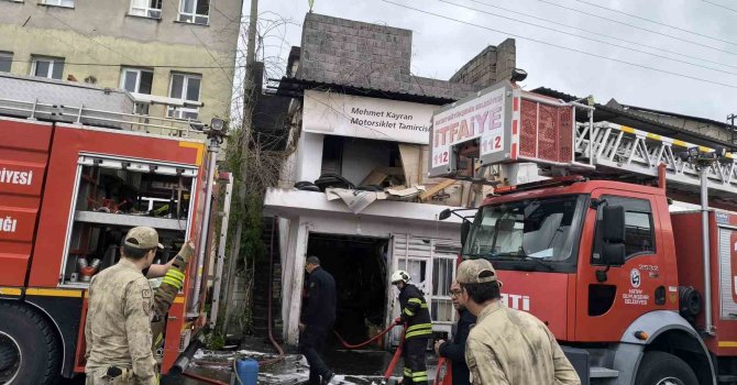 Dörtyol’da korkutan yangın