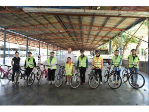 Kepez’de kadınlar hayallerine pedal çevirdi