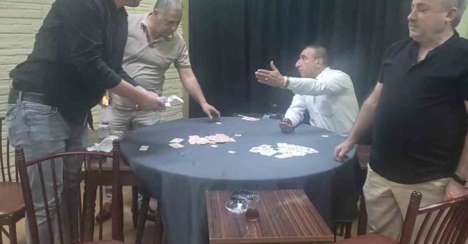 Kumar oynarken suçüstü yakalandı, ’şimdi geldim’ dedi