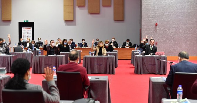 Konyaaltı Meclisi’nde ‘faaliyet raporu’ onaylandı