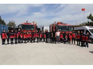 Hatay itfaiyesinden üniversite öğrencilerine yangın eğitimi