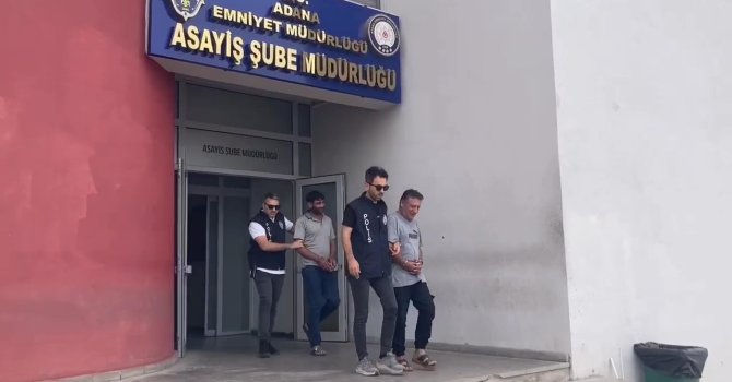 Otomobile atı bağlayıp götüren sahibi ve sürücü tutuklandı