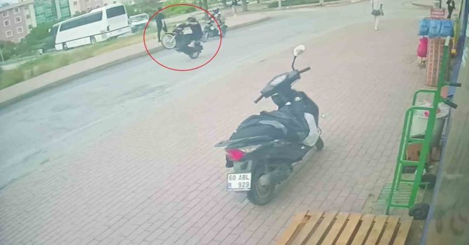 Polisin önünde yaptığı akrobatik hareketler pahalıya maloldu