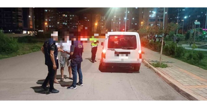 Kozan’da hapis cezasıyla aranan 5 hükümlü yakalandı