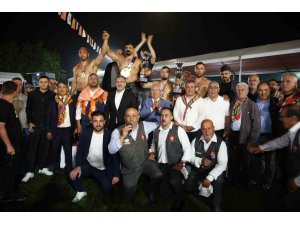 Serik’te Başpehlivan Cengizhan Şimşek oldu