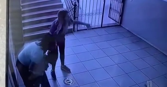 Anaokulunda öğretmenin Heimlich manevrası öğrencinin hayatını kurtardı