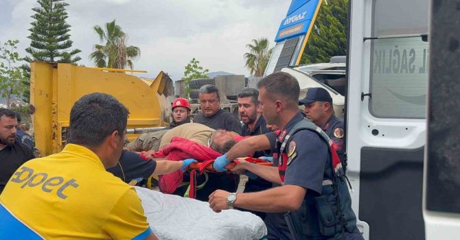 Antalya’da freni patlayan zift yüklü kamyon ortalığı savaş alanına çevirdi