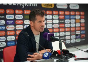 Emre Belözoğlu: "Bizi ligde tutan iç saha performansımız oldu"
