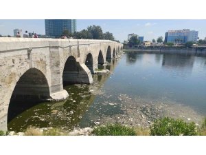 Seyhan Nehri’nde kirlilik: İzmir Körfezinden bile daha kötü durumda