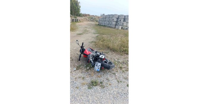 Manavgat’ta motosiklet devrildi: 1 yaralı