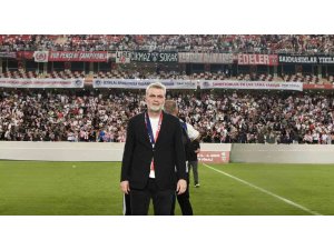 Başkan Görgel: "İstiklalspor’umuzun şampiyonluğu şehrimize hayırlı olsun"