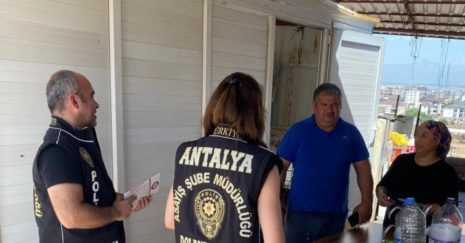 Antalya’da kurban pazarlarında dolandırıcılık ve hırsızlık uyarısı