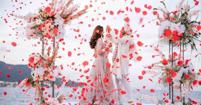 Milyon dolarlık düğün organizasyonlarına iptal