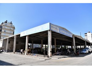 Konyaaltı’ndan iki noktada kurban kesim desteği