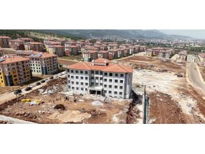 Hassa’da depremin ardından inşa edilen eğitim yuvaları mest ediyor