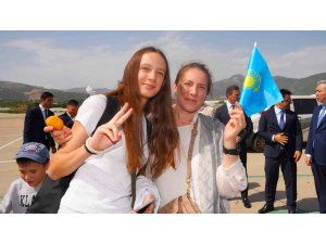 Kazakistan’dan Gazipaşa-Alanya Havalimanı’na ilk direkt uçuş gerçekleşti