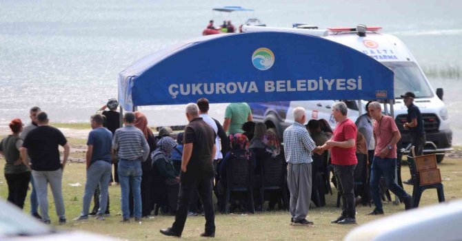 Gölde kaybolan genci arama çalışmaları sürüyor
