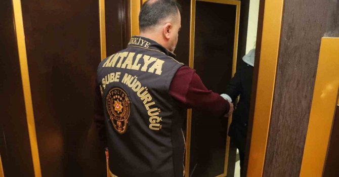 Antalya’da günübirlik konaklama yerlerine denetim: 1 işletme ve 5 kişiye ceza