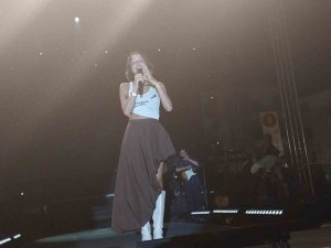 Mut kayısı festivalinde sanatçı Bilal Sonses ve Zeynep Bastık hayranlarını coşturdu