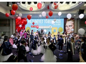 Antalya OSB’nin minikleri mezuniyet sevincini kep atarak kutladı