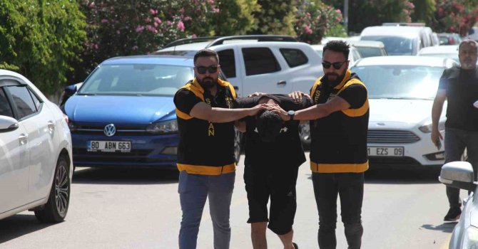 Ters yöne girip kadın sürücüye küfretmişti: "El kol yaptı, tahrik etti" savunması yaptı