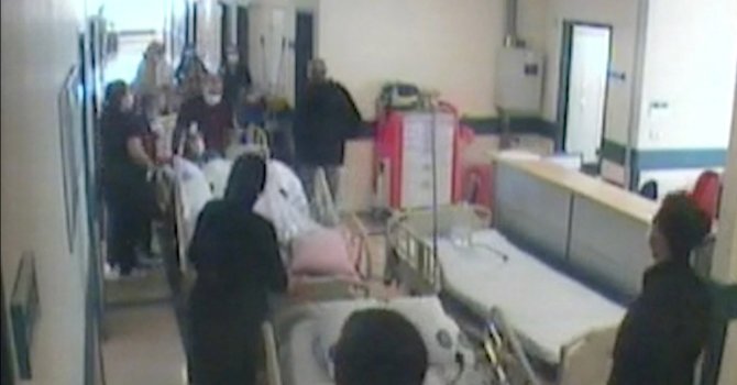 Alevler arasında zamanla yarışan kahramanlar kameraya yansıdı