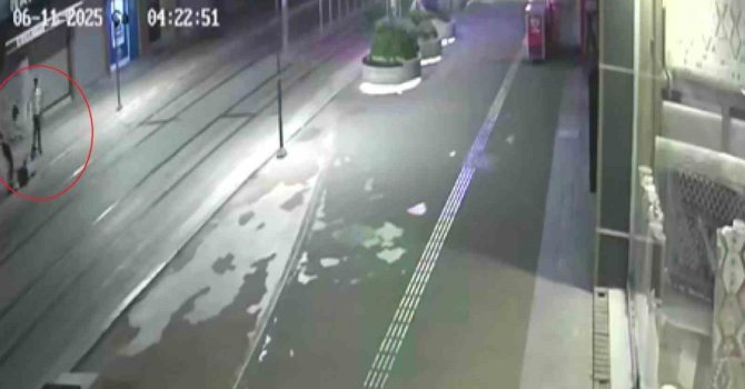 Önce tekme tokat darp edildi, ardından gasp edildi