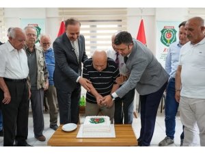 Isparta’da babalar günü şehit babalarıyla birlikte kutlandı