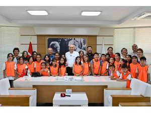 Çocuklar sordu, Başkan Kocagöz yanıtladı