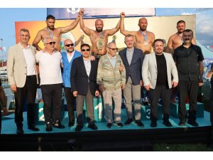 Yağlı güreş liginde Muratpaşa Belediyesi liderliğini sürdürüyor