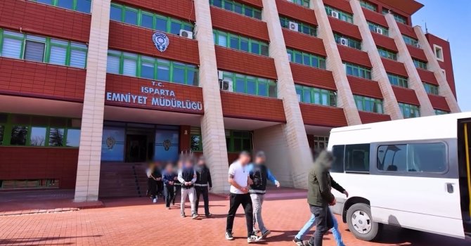 Isparta’da narkotik operasyonlarında 22 kişiye adli işlem yapıldı