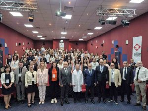 Prof. Dr. Özer: "576 yatak kapasitesiyle, yılda 3 milyon laboratuvar testi ve 20 bin ameliyat yapıyoruz"