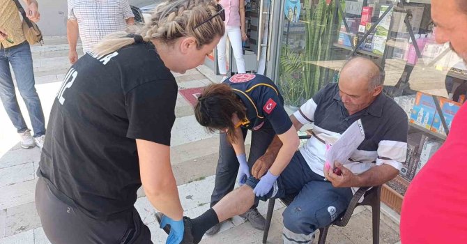 Başındaki kask sayesinde ölümden döndü hastaneye gitmeye güçlükle ikna edildi