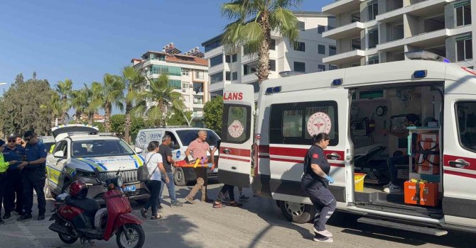 Gazipaşa’da motosiklet devrildi, baba-kız yaralandı