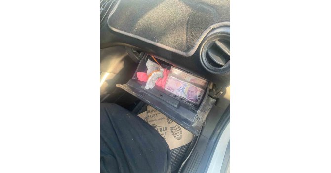 8 göçmeni kaçırmak için aldığı 85 bin TL parayla birlikte yakalandı