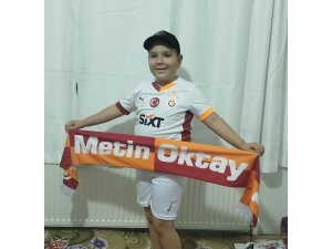 Lösemi hastası minik Mustafa’nın Galatasaray formasıyla hayali gerçekleşti