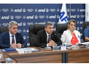 Vali Şahin: "Afetlere karşı müdahale kapasitemizi dünya standartlarının üstüne çıkarmak için çalışıyoruz"