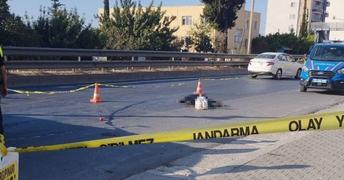 Otomobilin çarptığı yaşlı adam hayatını kaybetti