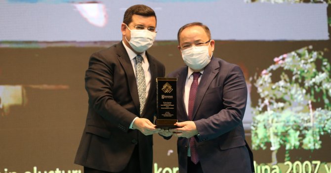 Belediyelerin ‘EN’leri ödüllendirildi