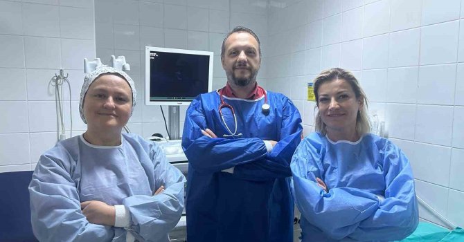 2 yaşındaki çocuğun midesinden 4 santimetrelik çivi çıktı