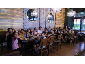 MÜSİAD Antalya’dan çocuklara karne şenliği