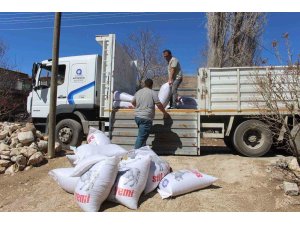 Büyükşehir’den yem desteğiyle süt üretimine güçlü katkı