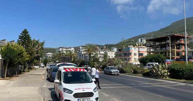 Gazipaşa’da korsan taşımacılık yapan 5 araç trafikten men edildi