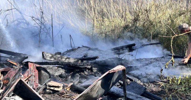Hatay’da baraka alevlere teslim oldu