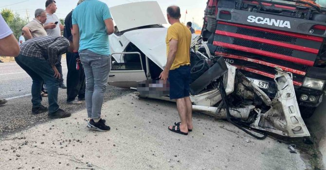 Osmaniye’de tır ile otomobilin karıştığı kazada 1 kişi hayatını kaybetti