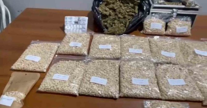 İskenderun’da uyuşturucu esrar ve hap operasyonu